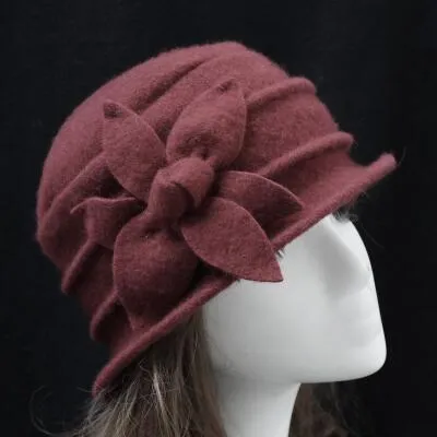 100% Pure Wool Hexagonal Flower Casual Warm Knitted Winter Beanie