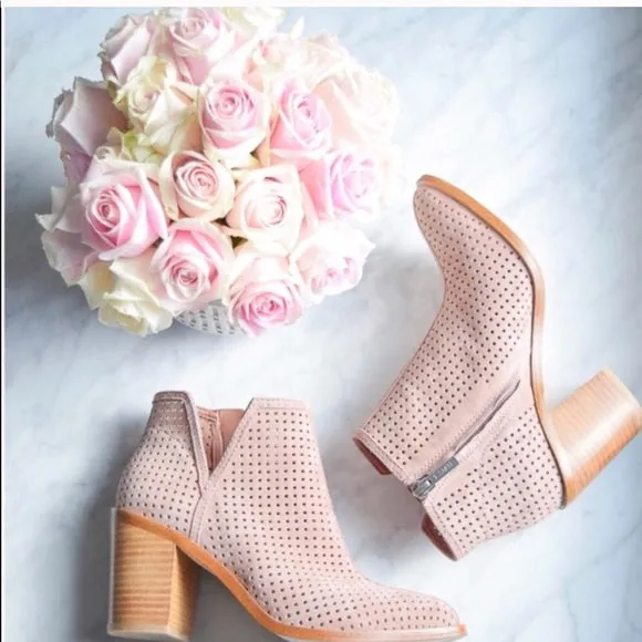 1.State Larocka Blush Suede Pointed Toe Stacked Heel Perforated Ankle Booties