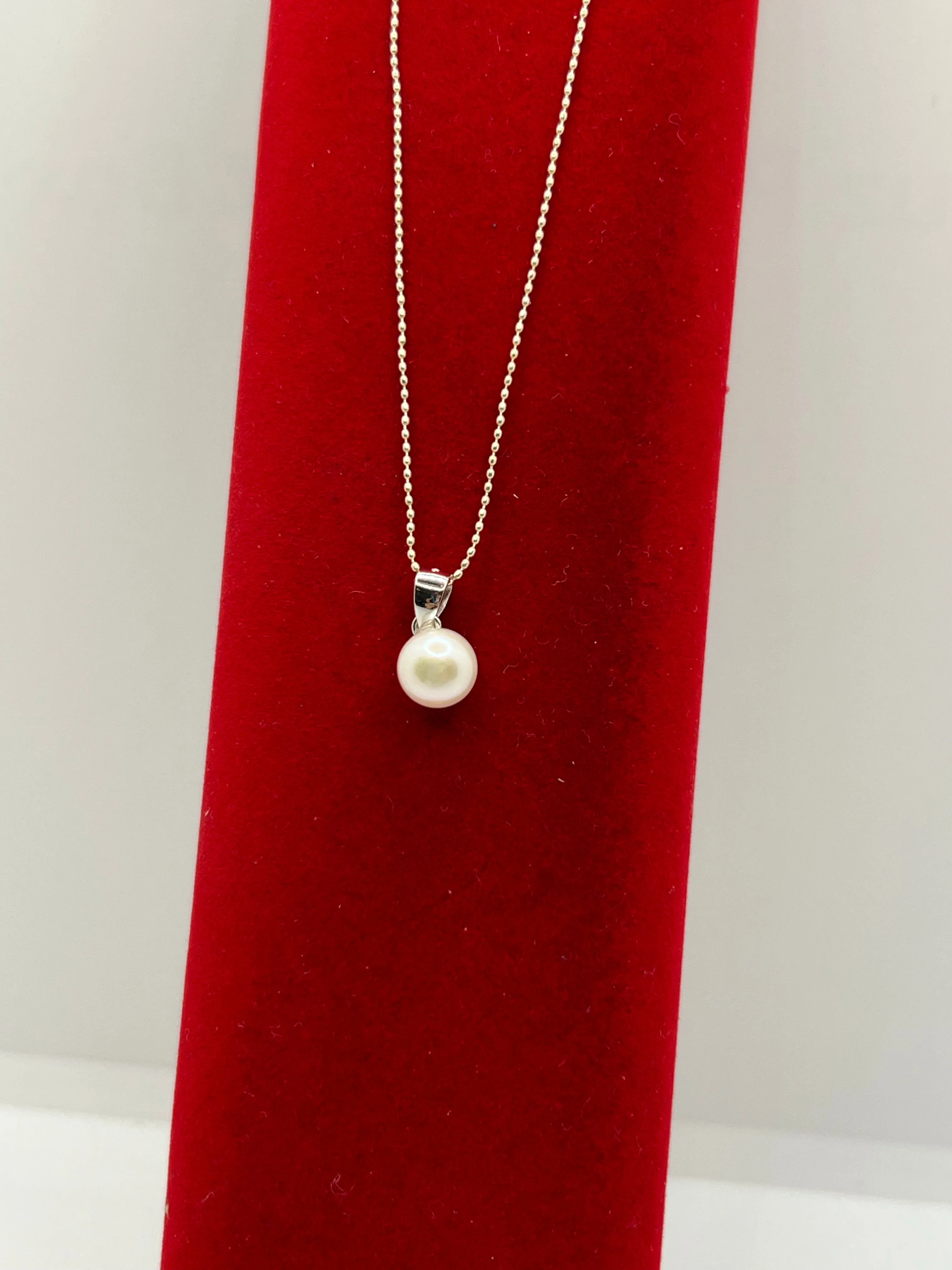 925 Sterling Silver pearl Set