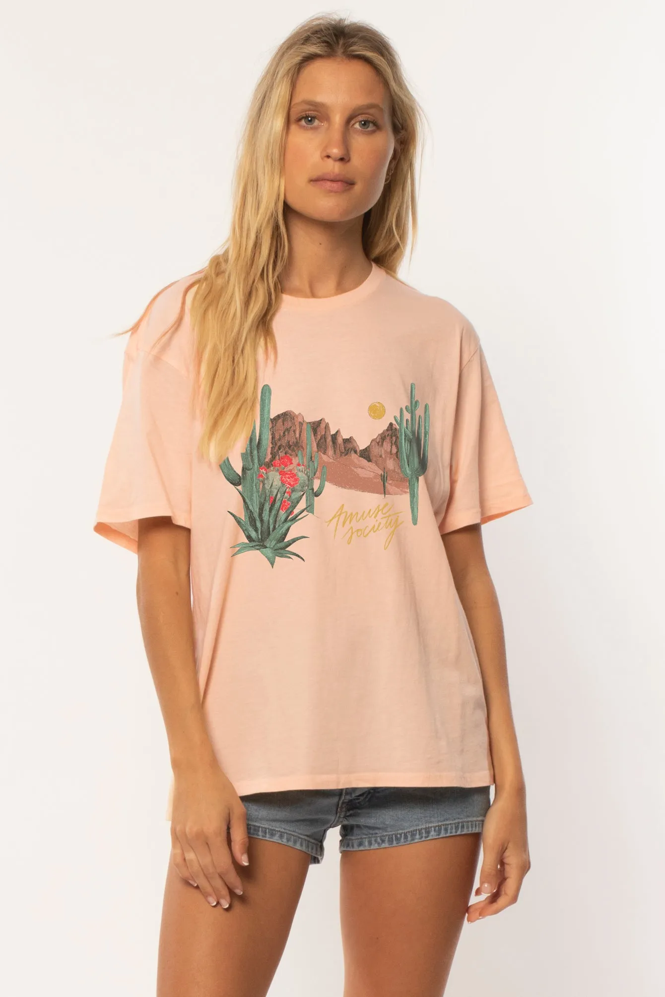 Amuse Full Sun Boyfriend Tee-Light Apricot