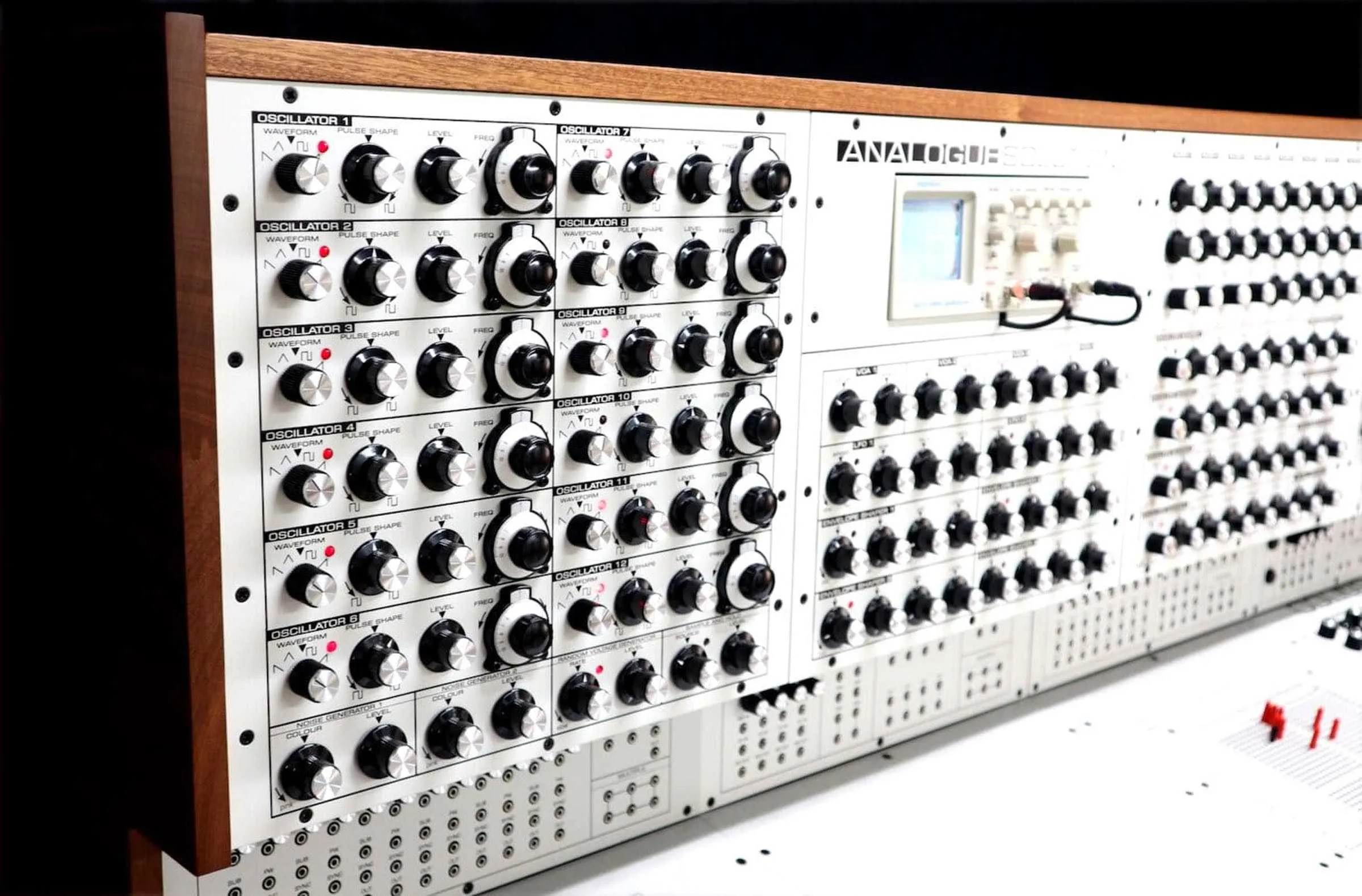 Analogue Solutions Colossus