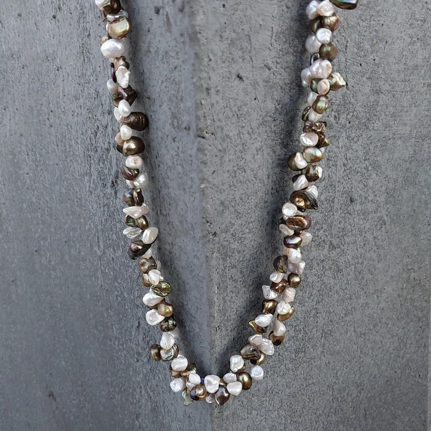 Ariyah Fresh Water Pearl Necklace