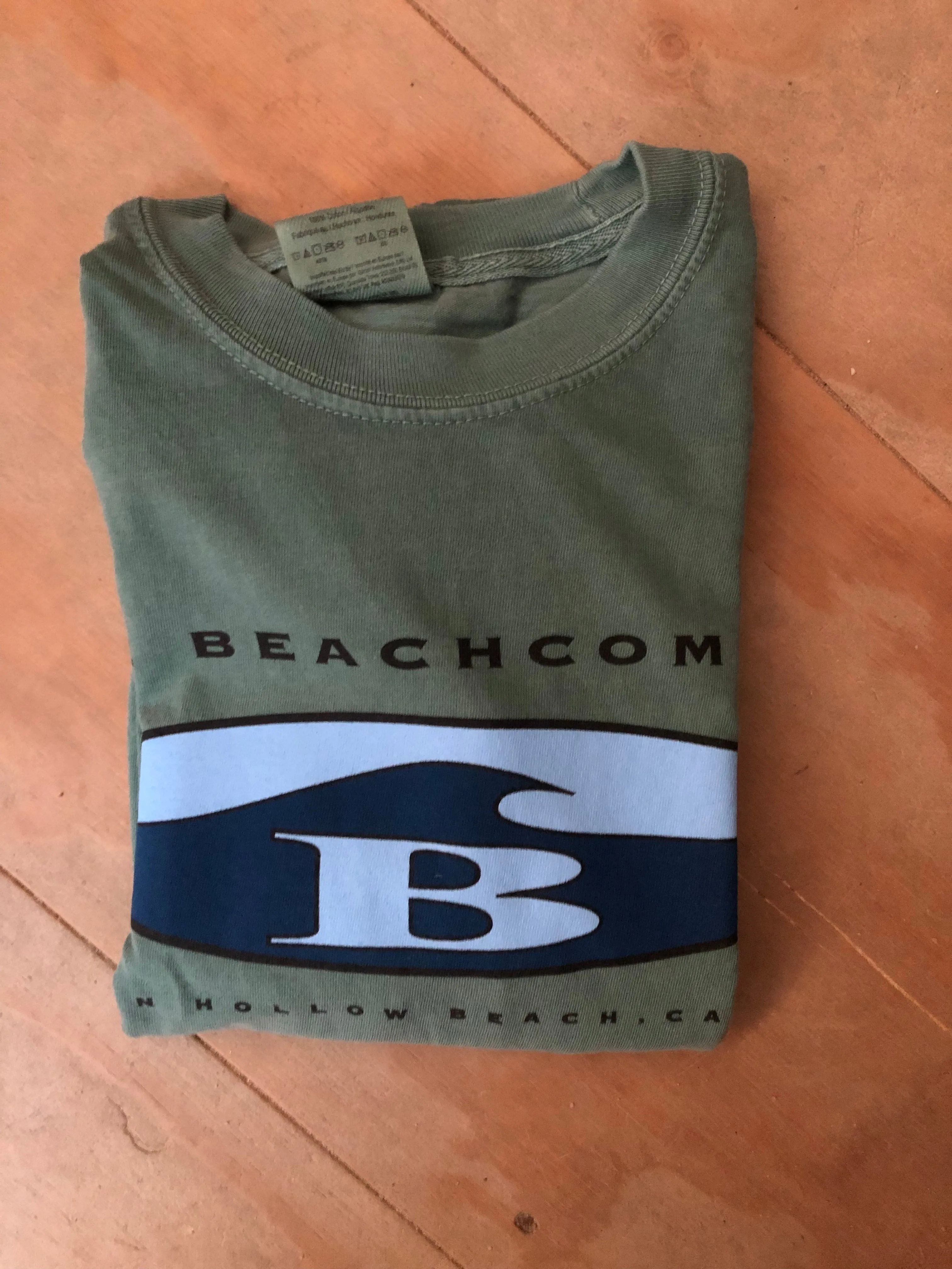 Beachcomber Oval-B Tee