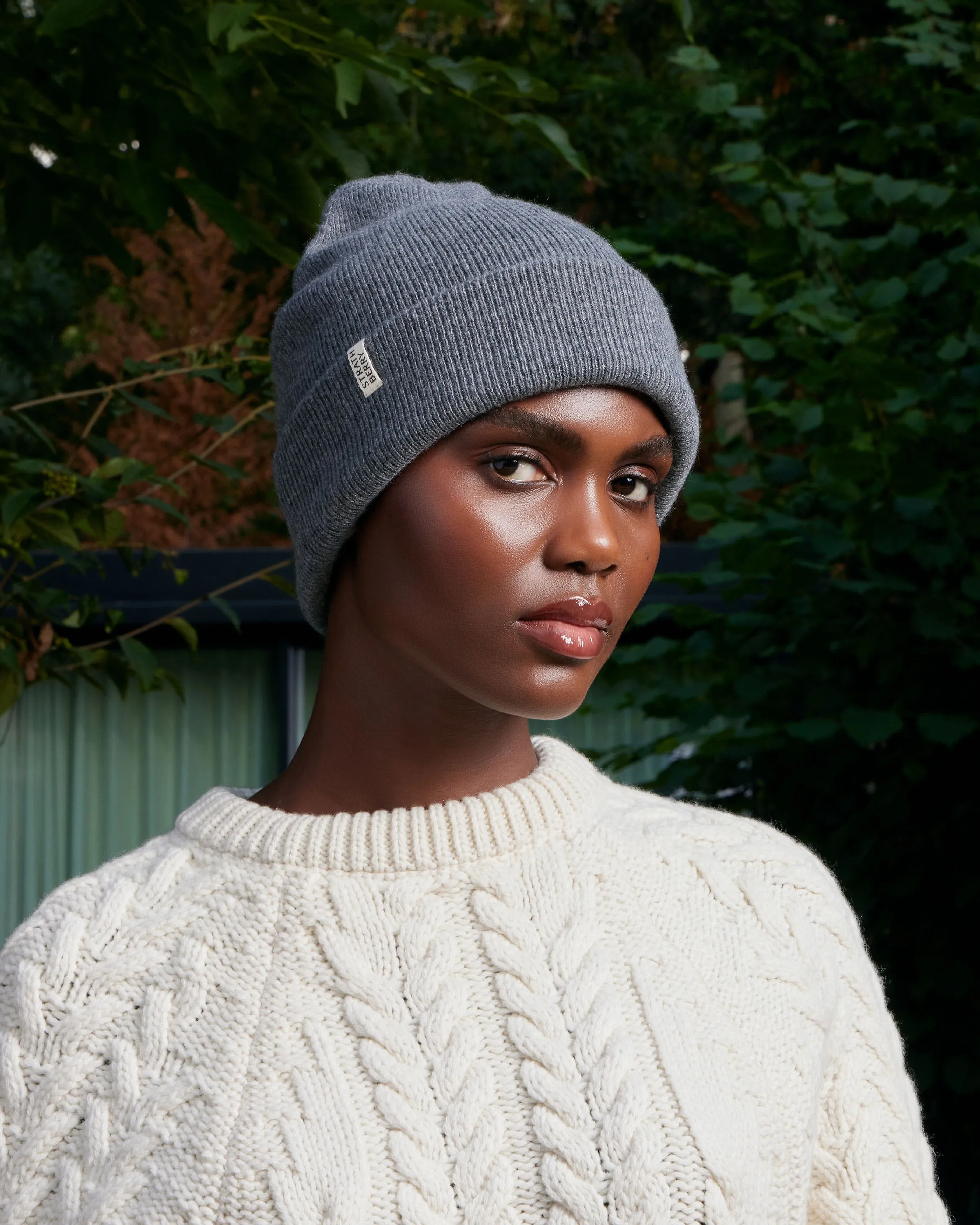 Cashmere Ribbed Beanie - Grey