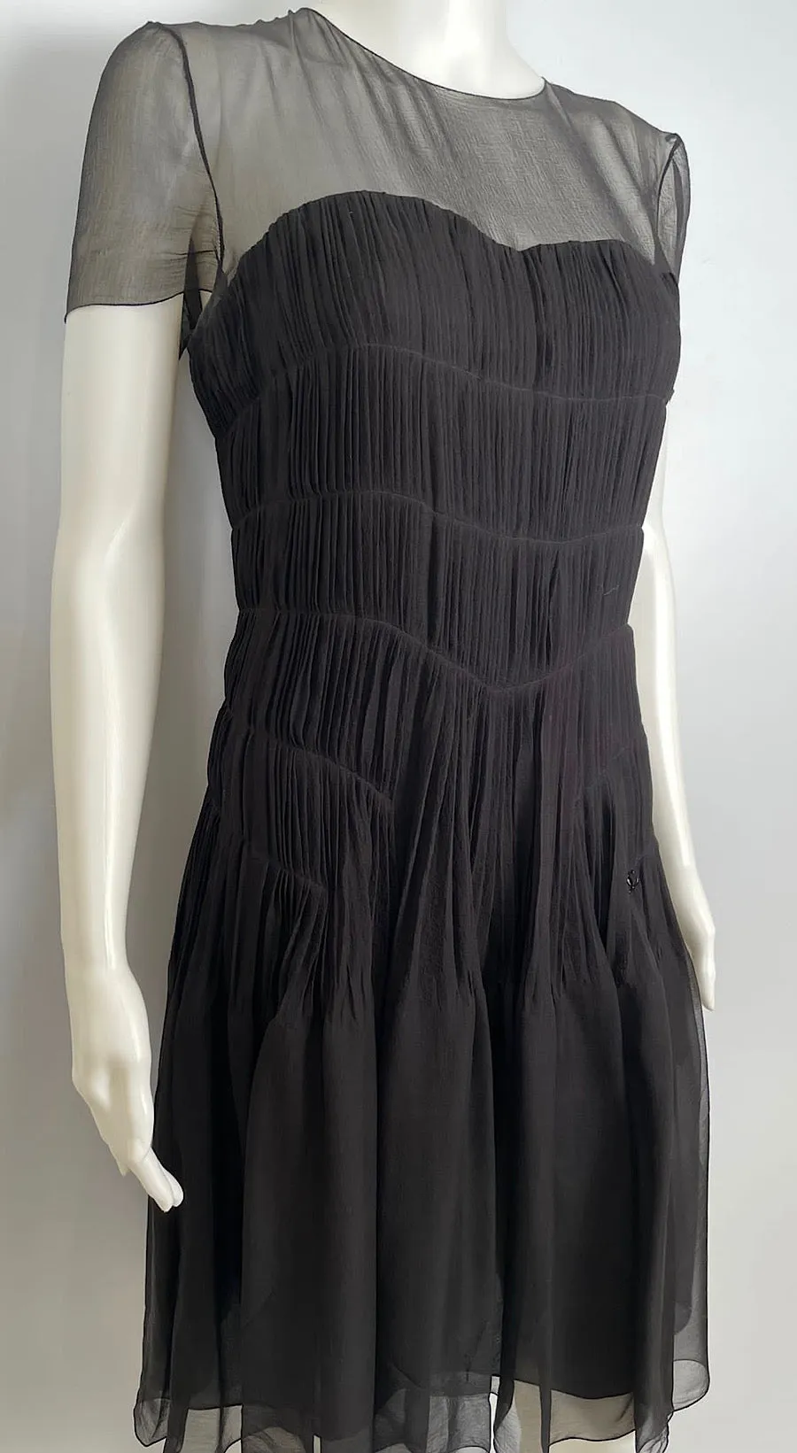 Chanel 05A 2005 Fall Black Silk pleated Dress FR 38 US 4/6