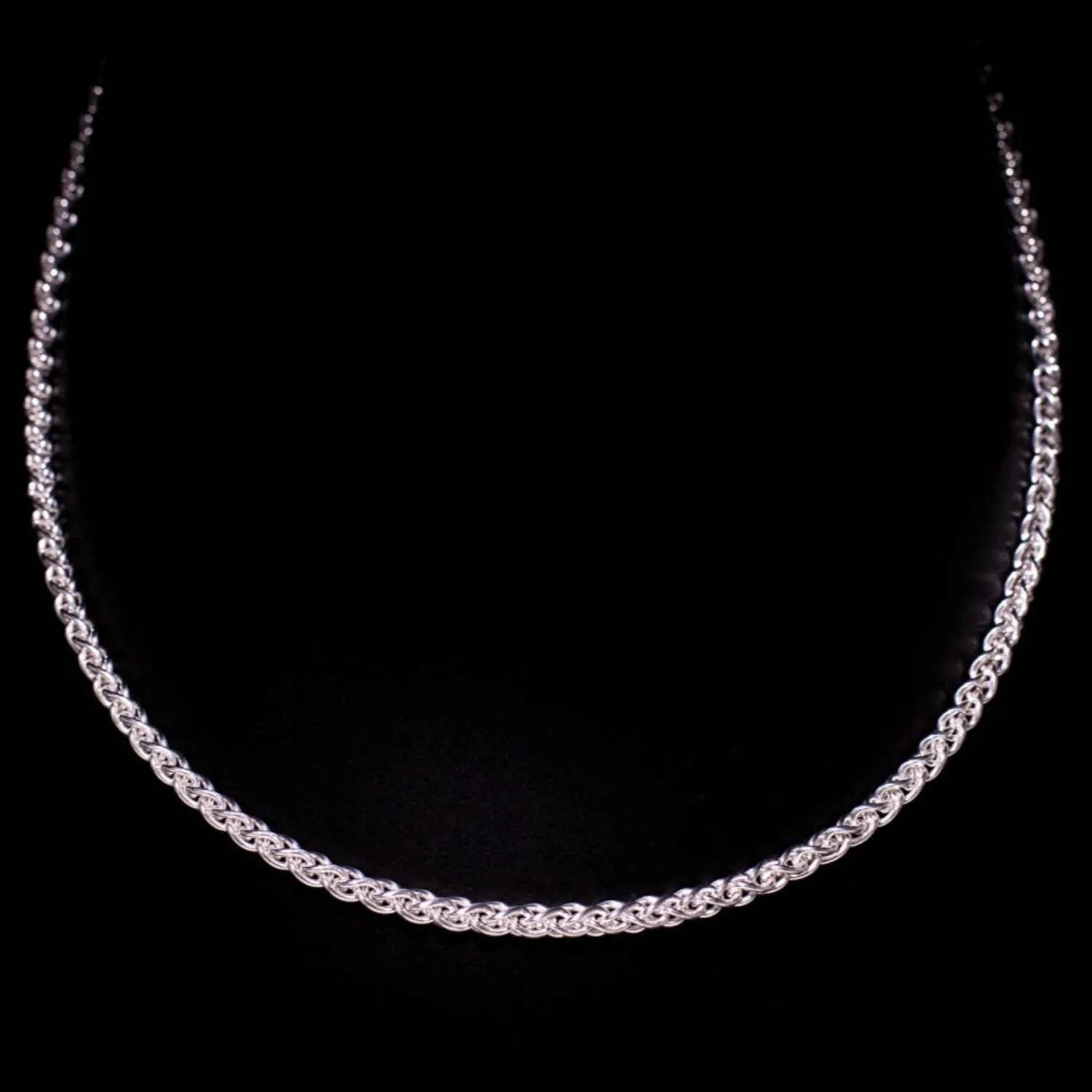 Embassy Weave Link Necklace