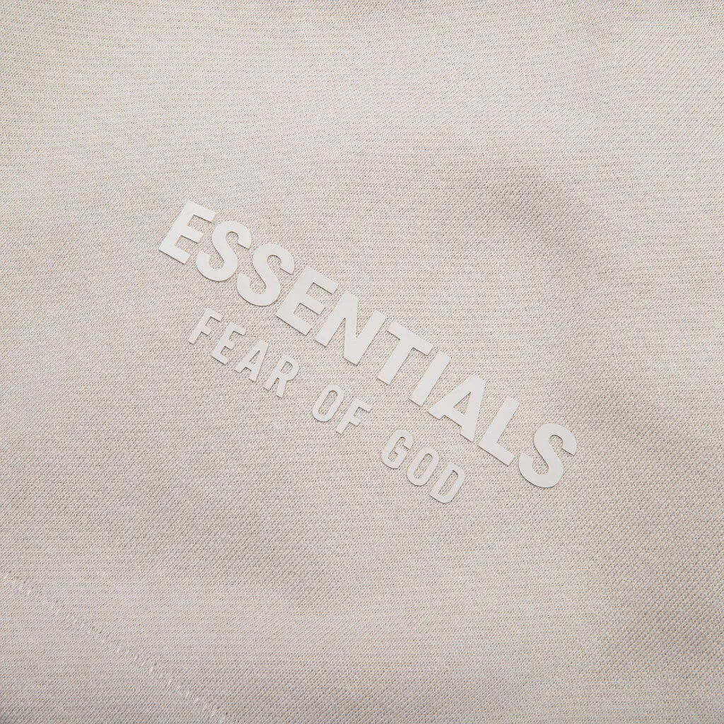 Essentials Sweatshort - Silver Cloud