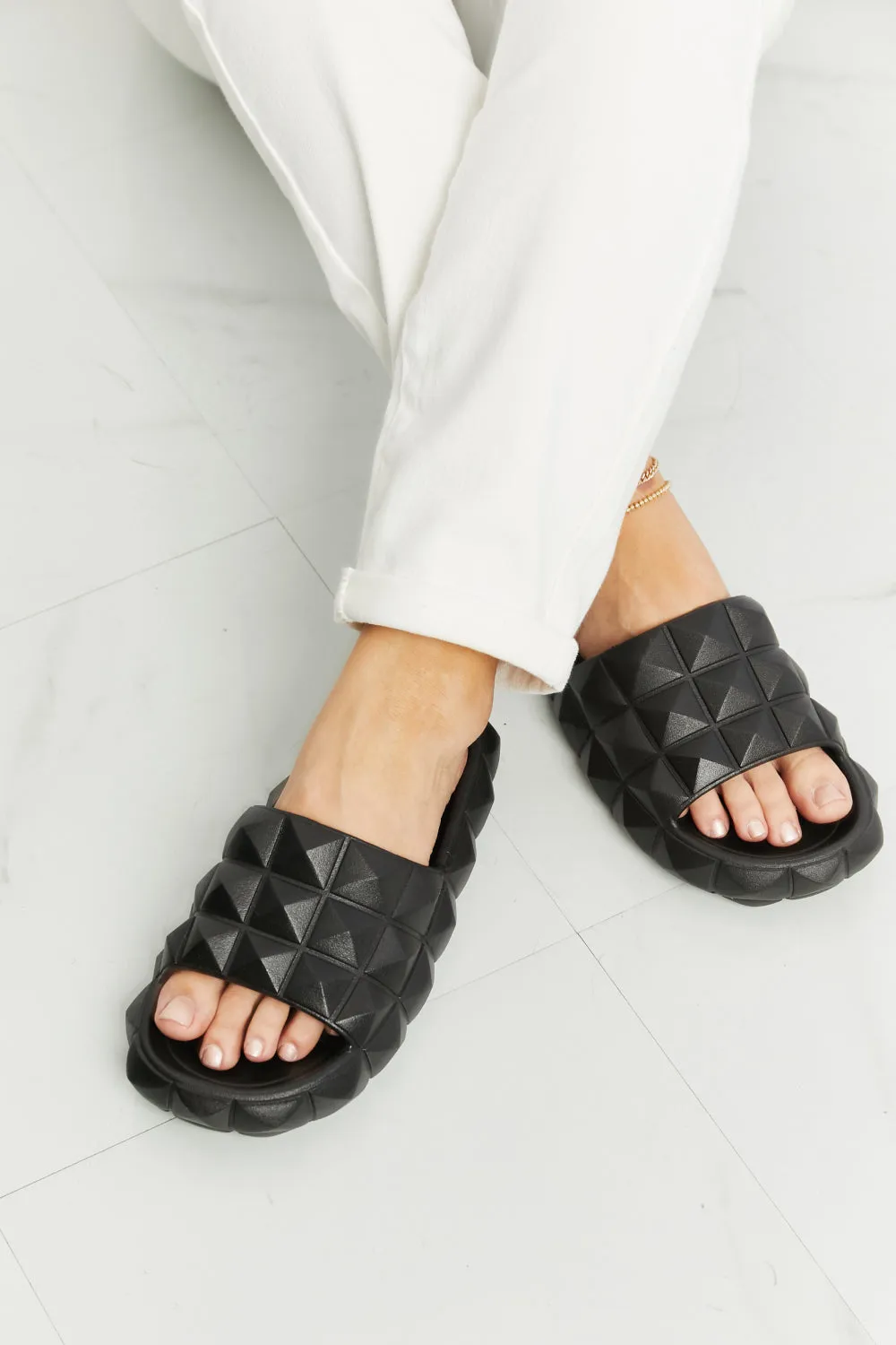 Let's Chill 3D Stud Slide Sandal