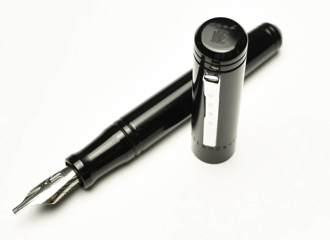 Model 20 pocket Fountain Pen - Classic Black