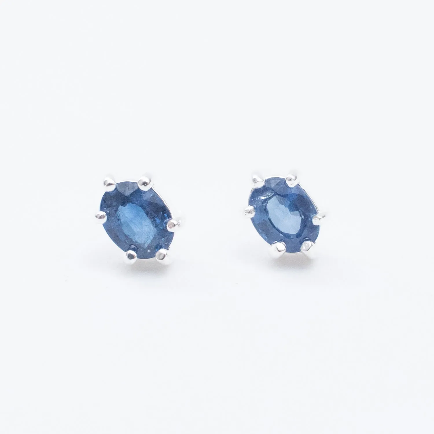 Silver Oval Blue Sapphire Claw Shaped Studs