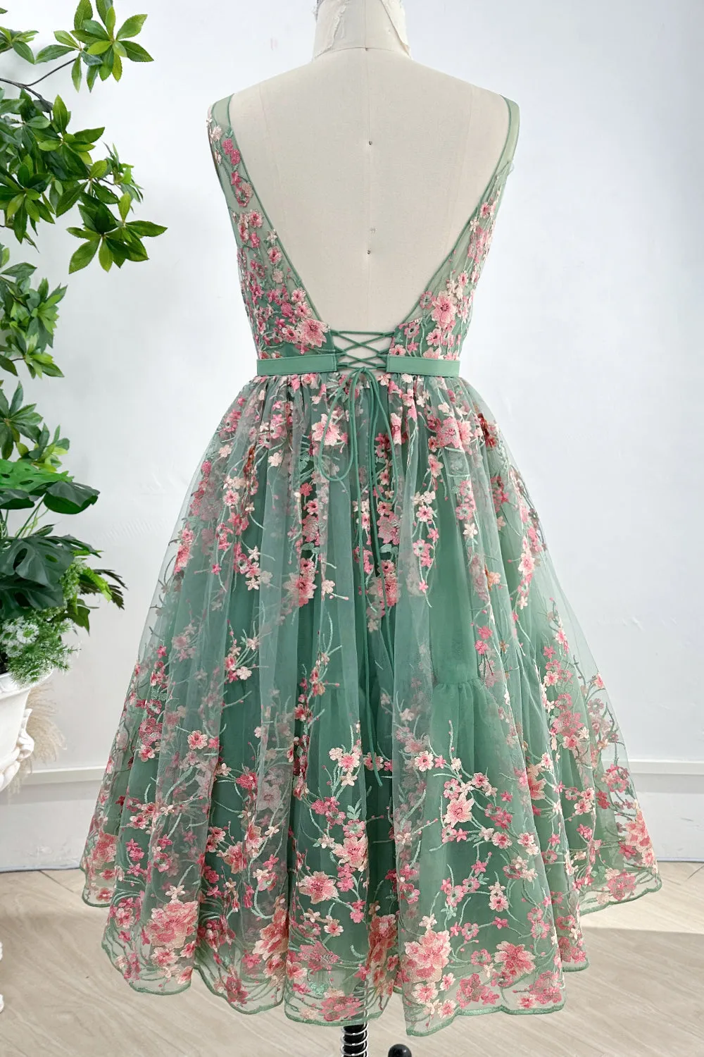 Straps V Neck Pink Floral Embroidery Sage Tulle Dress