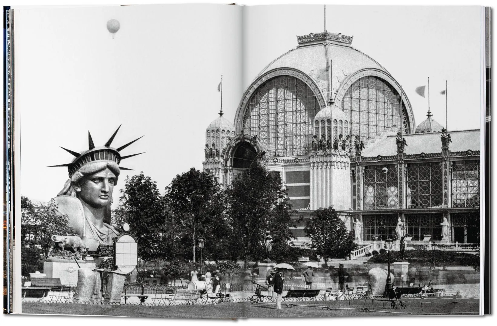 Taschen Books - Paris. Portrait of a City