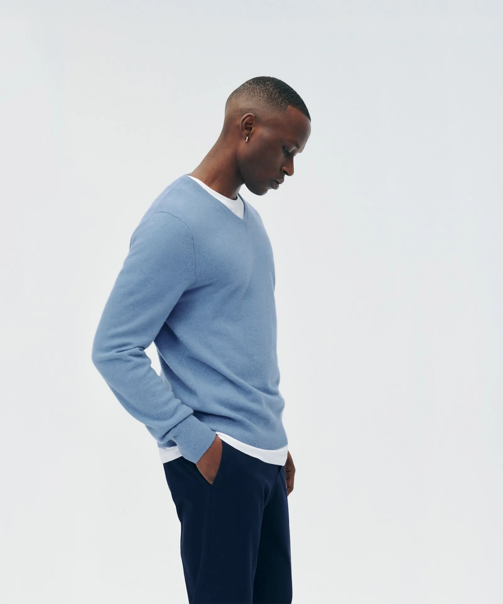 The Original Cashmere V-Neck Sweater Men's