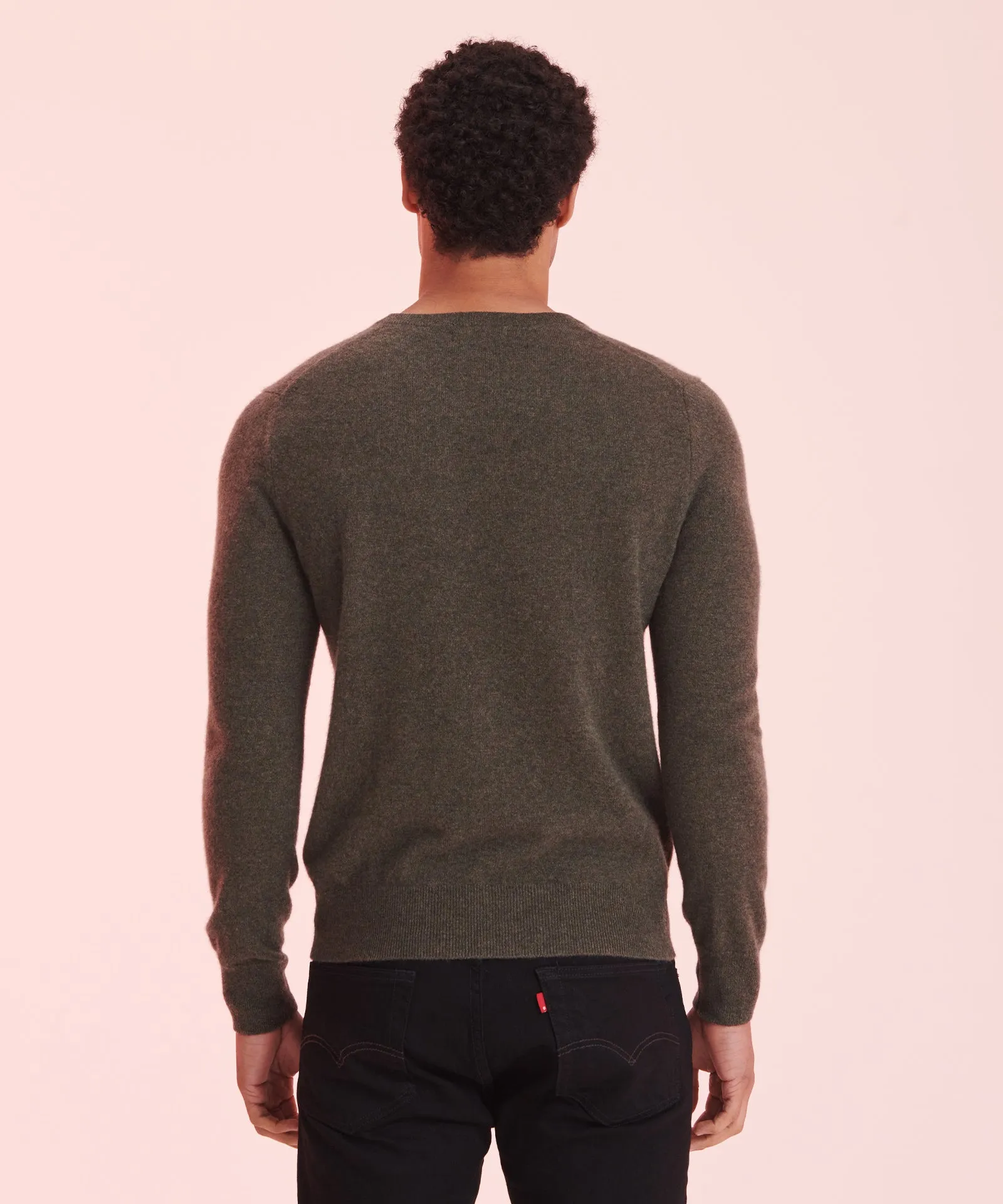 The Original Cashmere V-Neck Sweater Men's