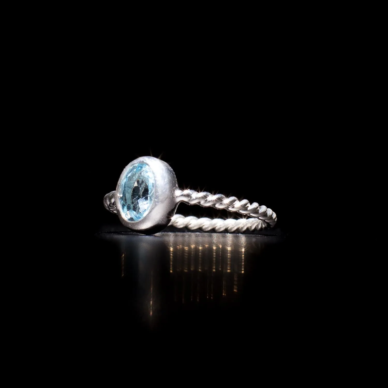 Umi Gemstone Ring